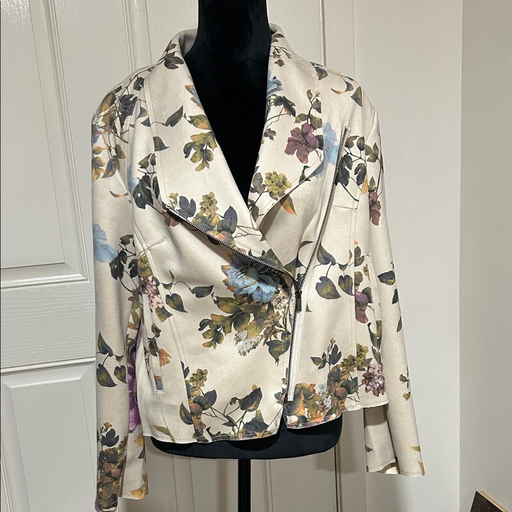 Elie Tahari Floral Cream Blazer